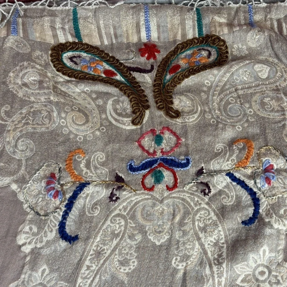 Pashmina Shawl Wrap Womens‎ Gray Paisley Embroidered Tassel Fringe Boho India